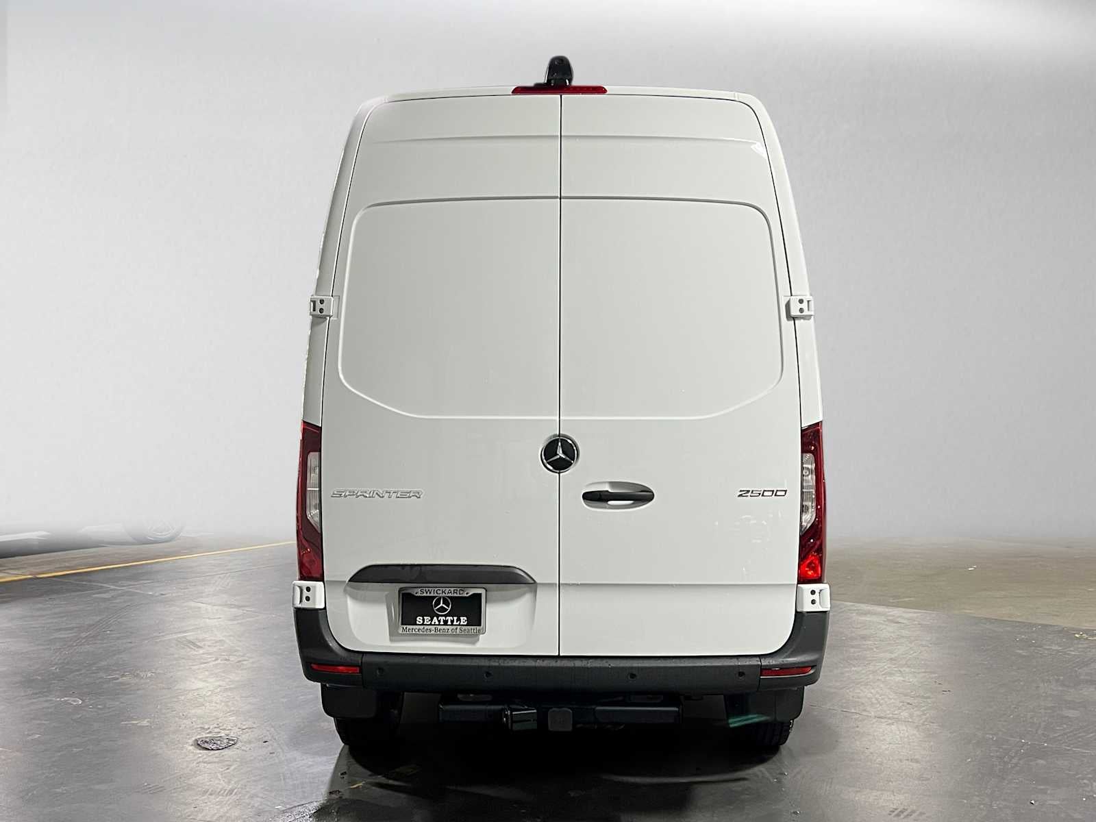 2026 Mercedes-Benz Sprinter Cargo 2500 Standard Roof I4 Diesel 144 RWD