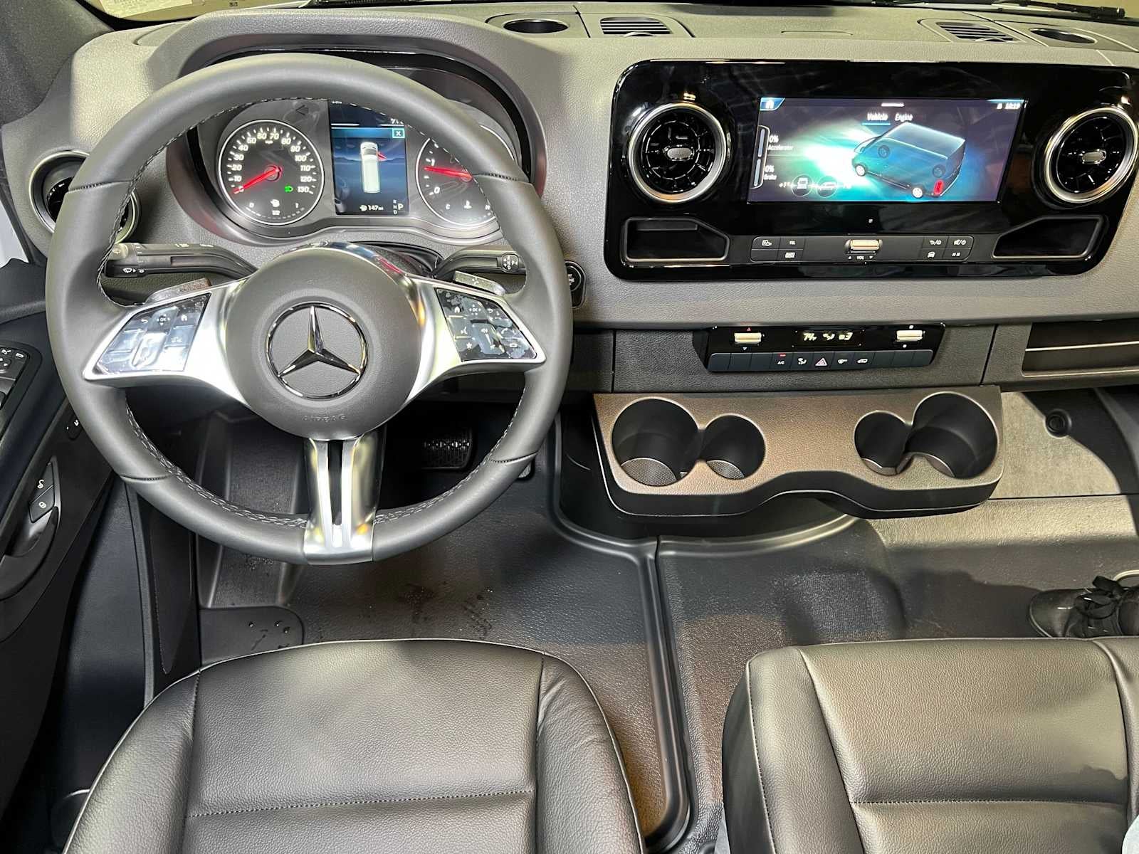 2026 Mercedes-Benz Sprinter Cargo 2500 Standard Roof I4 Diesel 144 RWD