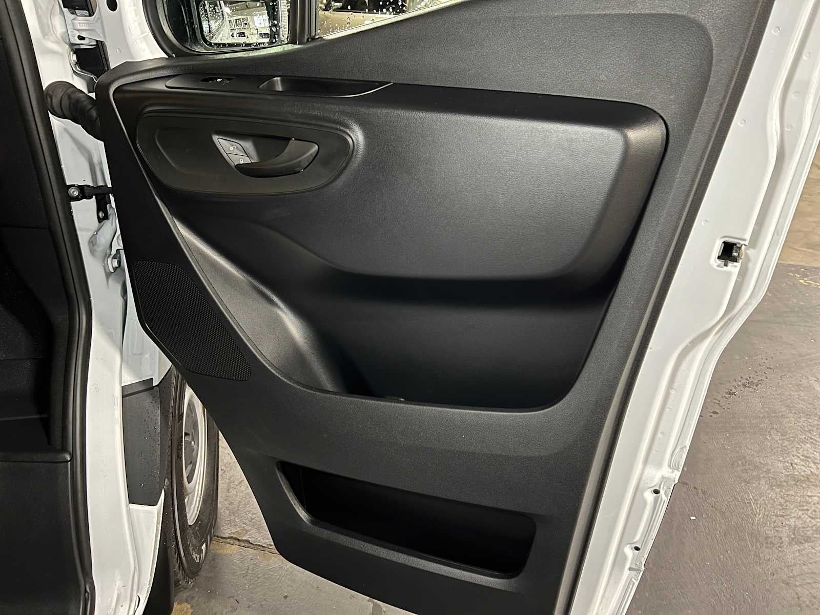 2025 Mercedes-Benz Sprinter Cargo Van 2500 Standard Roof I4 Diesel 144 RWD