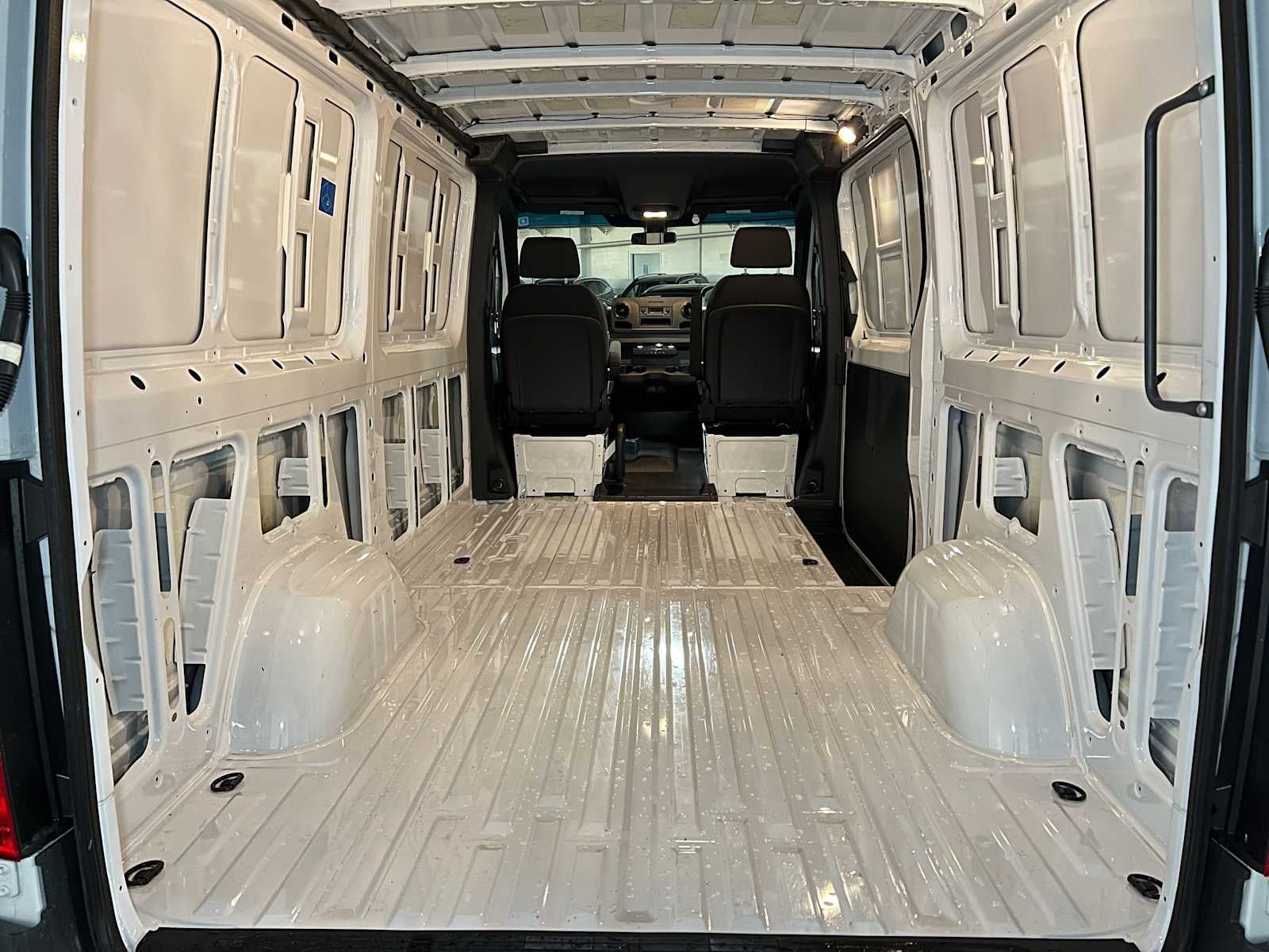 2025 Mercedes-Benz Sprinter Cargo Van 2500 Standard Roof I4 Diesel 144 RWD