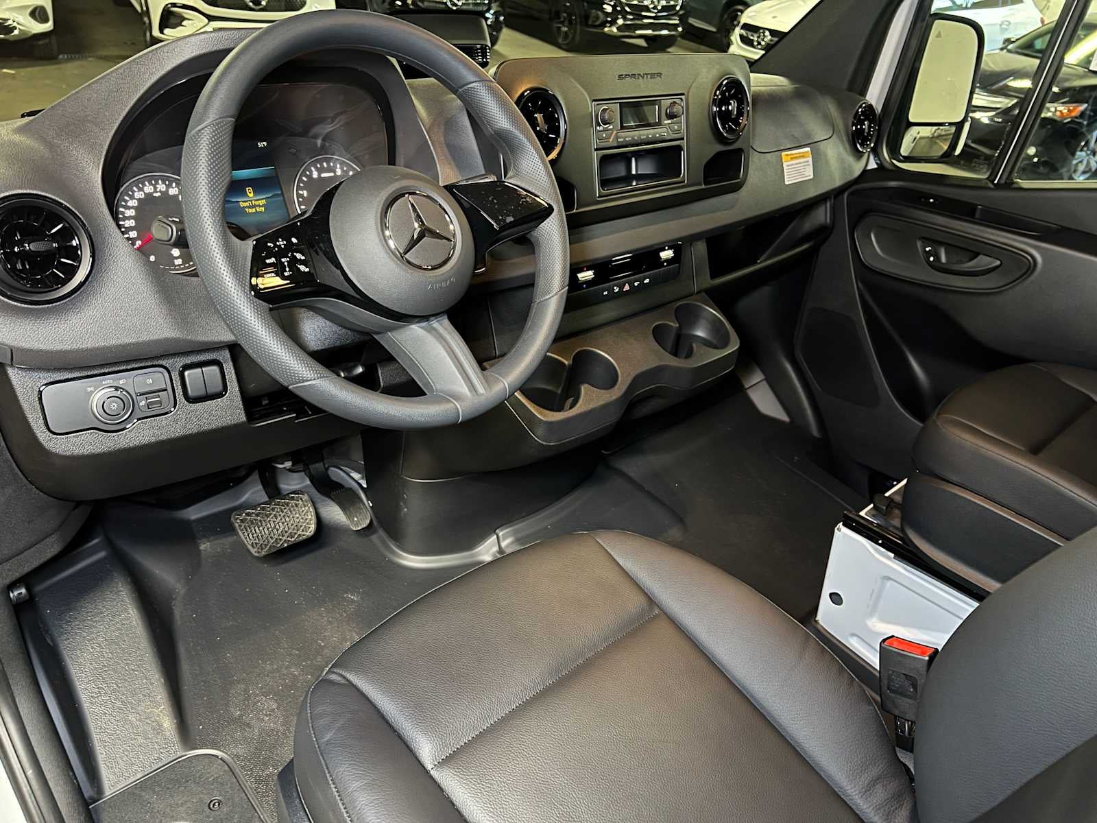 2025 Mercedes-Benz Sprinter Cargo Van 2500 Standard Roof I4 Diesel 144" RWD