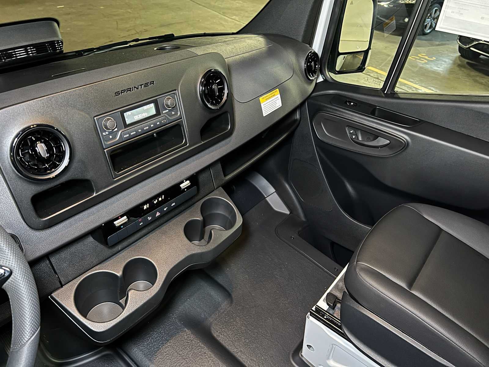 2025 Mercedes-Benz Sprinter Cargo Van 2500 Standard Roof I4 Diesel 144" RWD