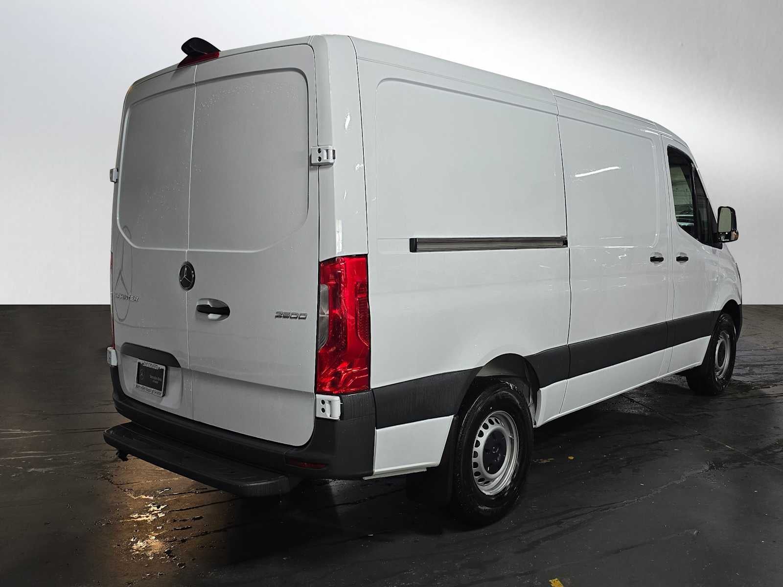 2025 Mercedes-Benz Sprinter Cargo Van 2500 Standard Roof I4 Diesel 144 RWD