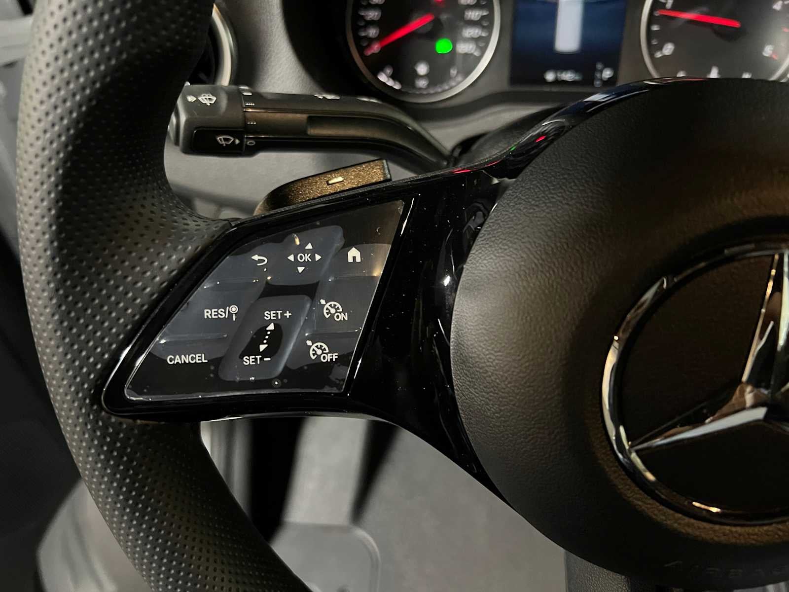 2025 Mercedes-Benz Sprinter Cargo Van 2500 Standard Roof I4 Diesel 144" RWD