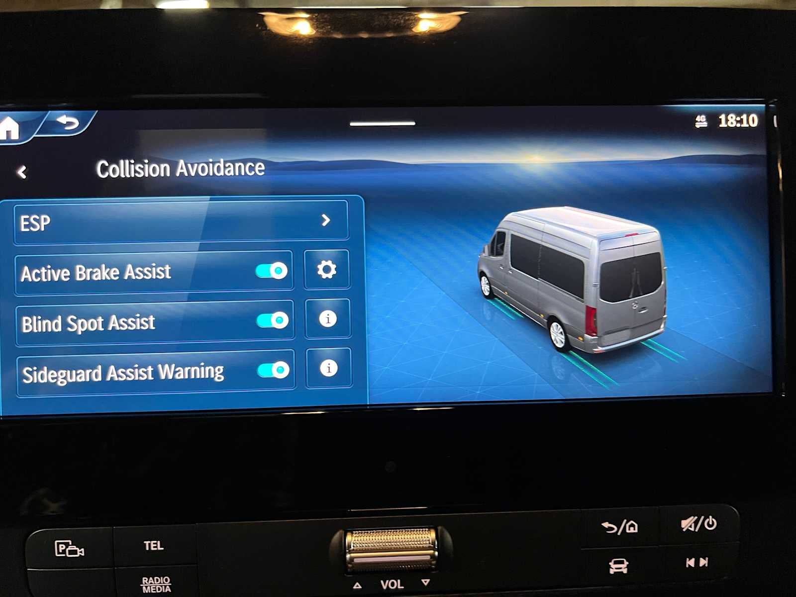 2025 Mercedes-Benz Sprinter Cargo Van 2500 Standard Roof I4 Diesel 144" RWD