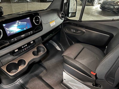 2025 Mercedes-Benz Sprinter Cargo Van 2500 Standard Roof I4 Diesel 144 RWD