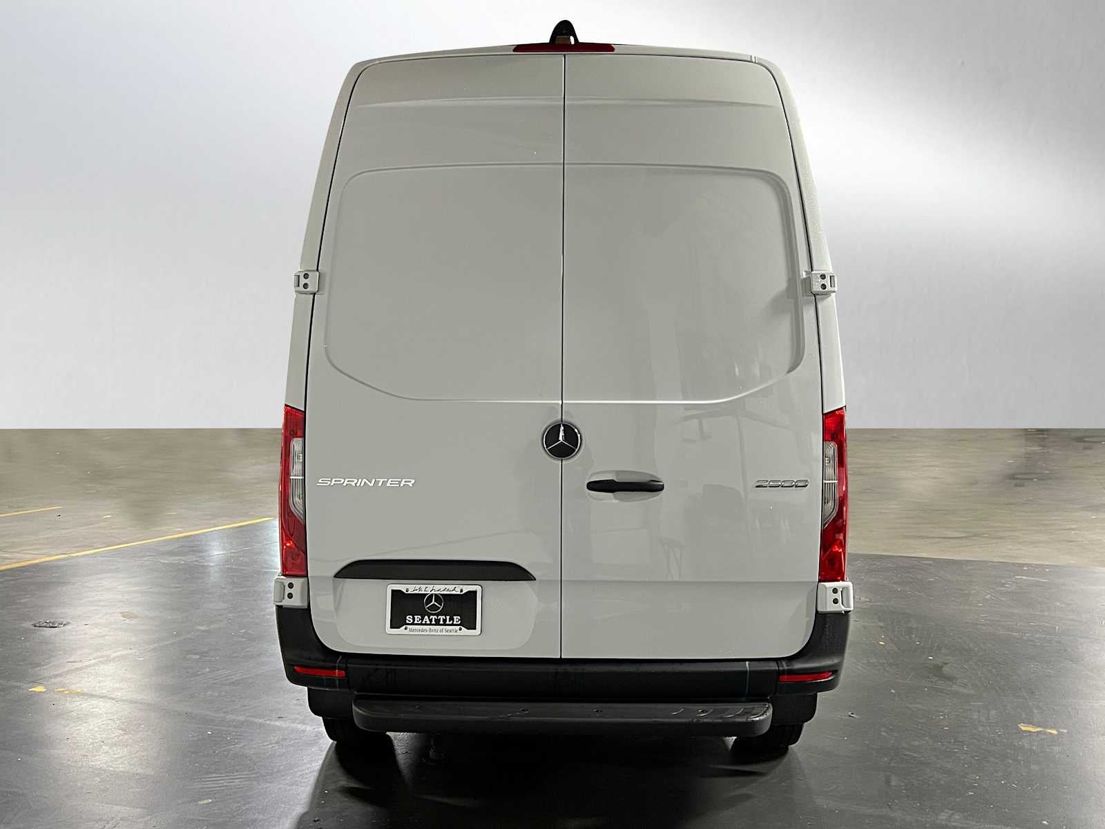 2025 Mercedes-Benz Sprinter Cargo Van 2500 Standard Roof I4 Diesel 144" RWD