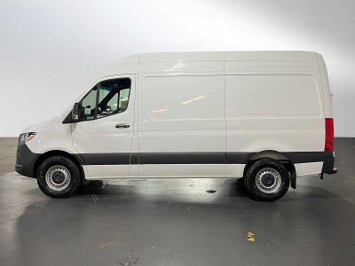 2025 Mercedes-Benz Sprinter Cargo Van 2500 Standard Roof I4 Diesel 144" RWD