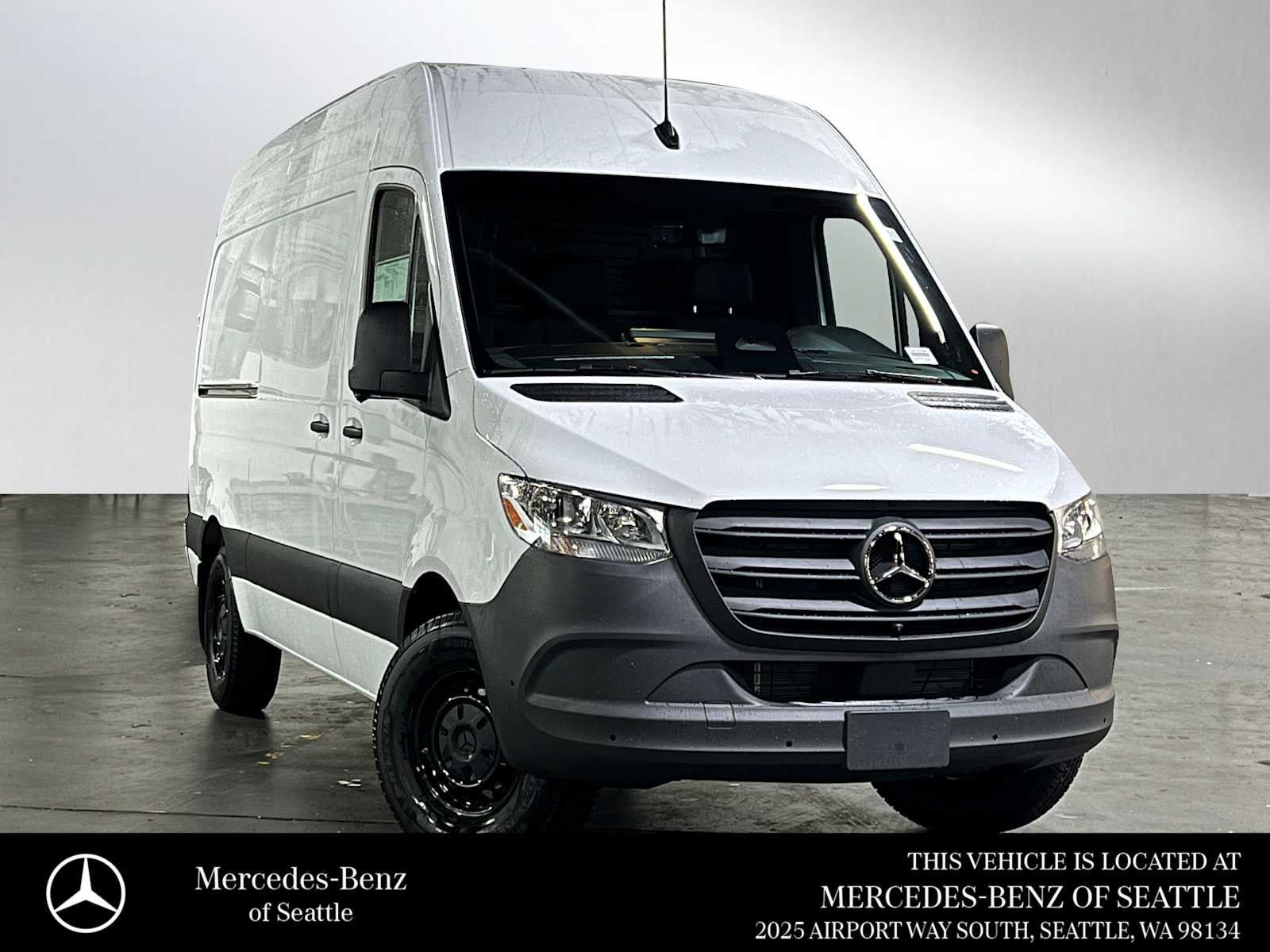 2026 Mercedes-Benz Sprinter 2500 Standard Roof I4 Diesel 144 RWD