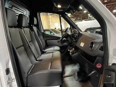 2026 Mercedes-Benz Sprinter 2500 Standard Roof I4 Diesel 144 RWD