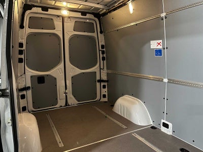 2026 Mercedes-Benz Sprinter 2500 Standard Roof I4 Diesel 144 RWD