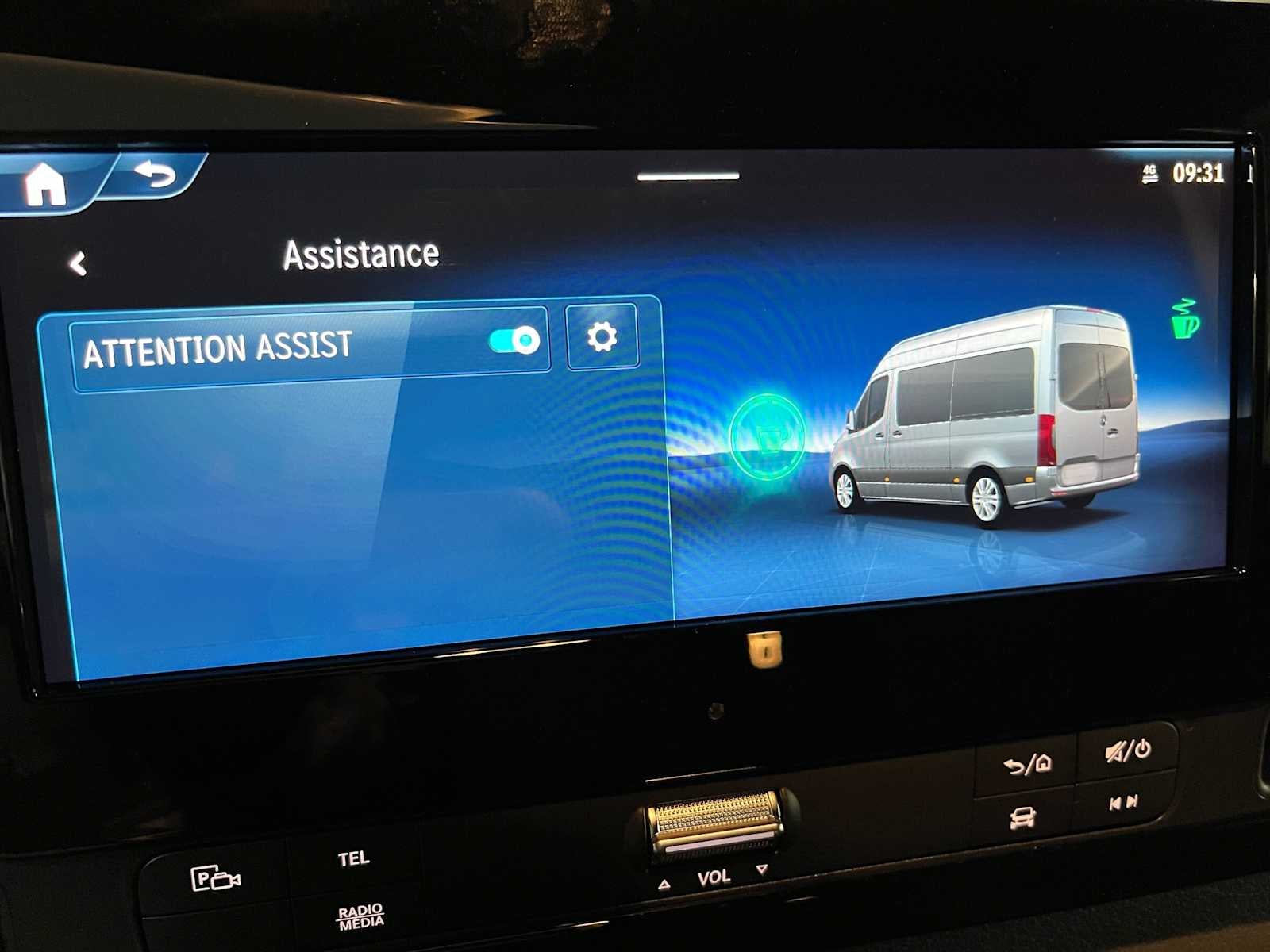 2026 Mercedes-Benz Sprinter 2500 Standard Roof I4 Diesel 144 RWD