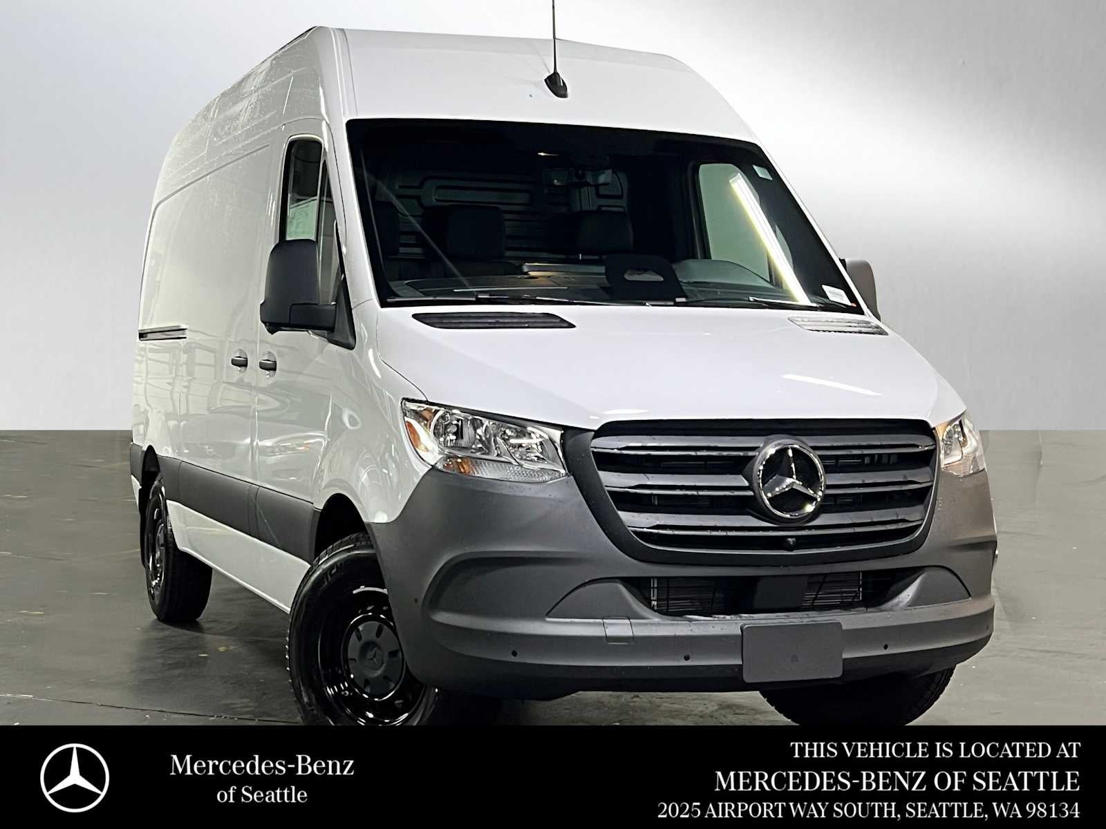 2026 Mercedes-Benz Sprinter 2500 Standard Roof I4 Diesel 144 RWD