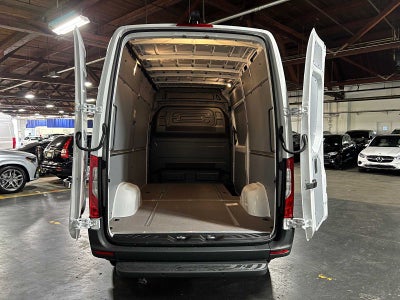 2026 Mercedes-Benz Sprinter 2500 Standard Roof I4 Diesel 144 RWD