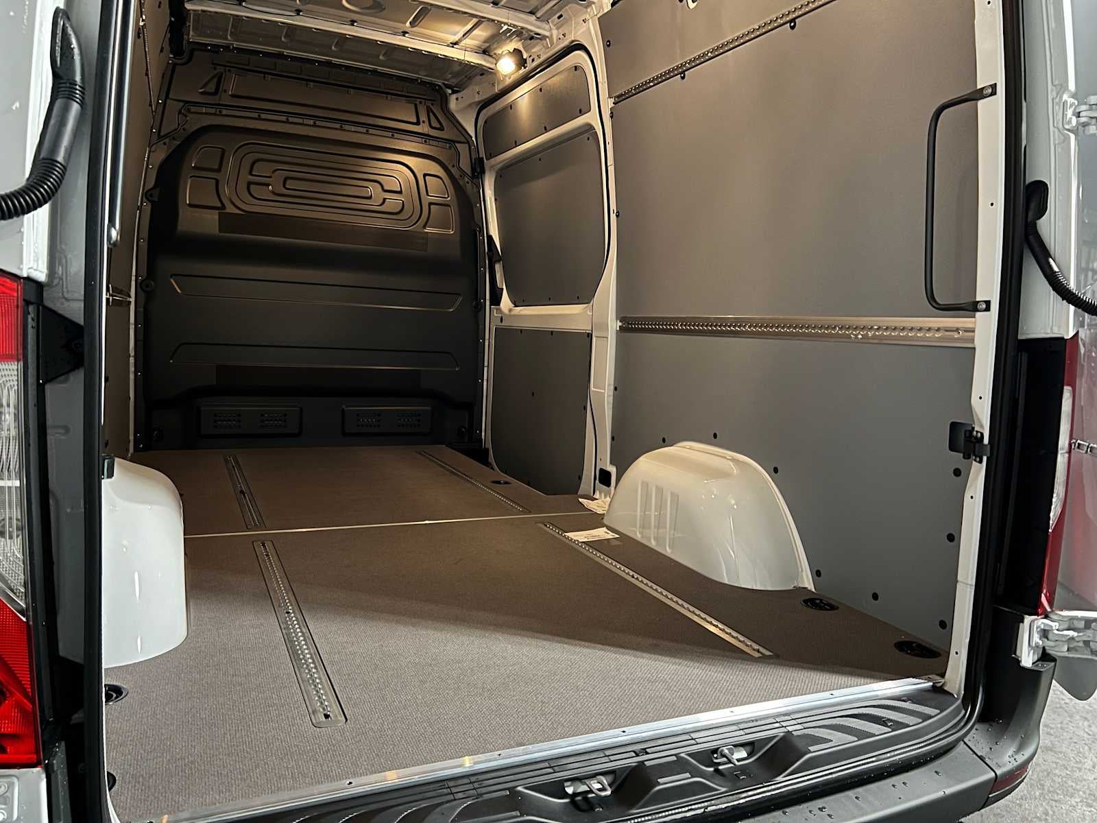2026 Mercedes-Benz Sprinter 2500 Standard Roof I4 Diesel 144 RWD