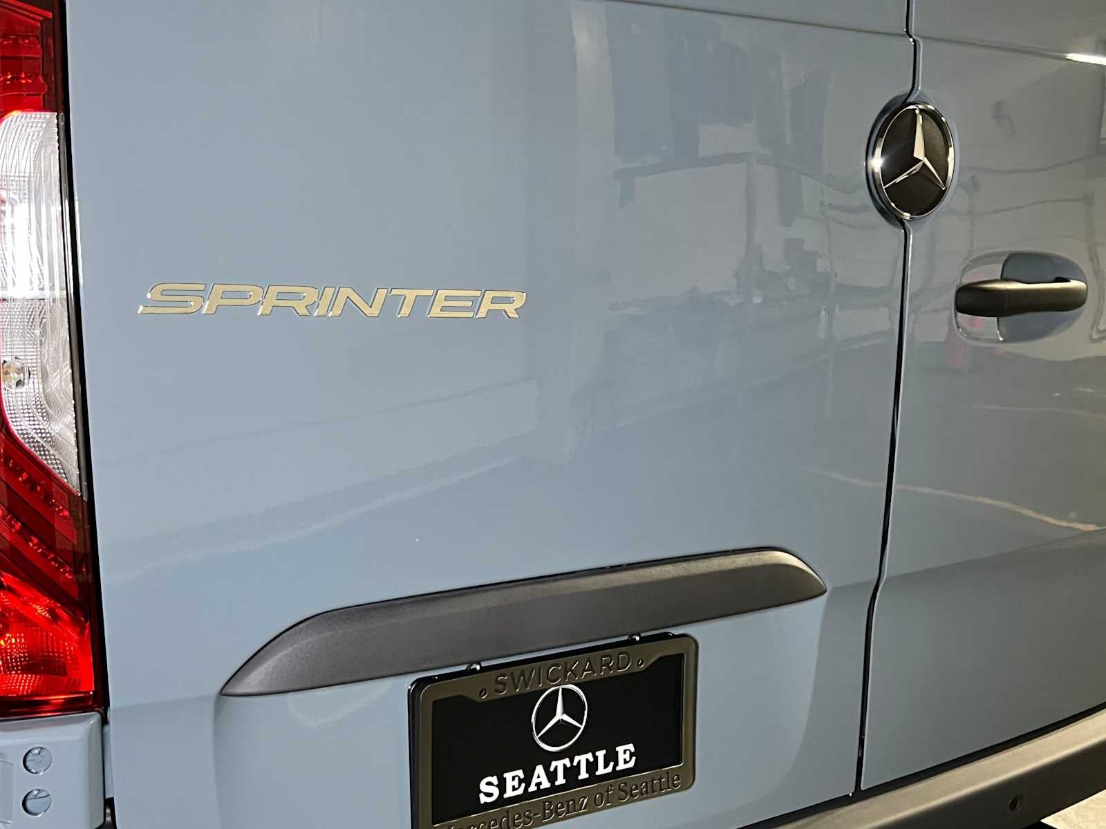 2026 Mercedes-Benz Sprinter 2500 Standard Roof I4 Diesel 144 RWD