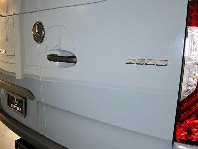 2026 Mercedes-Benz Sprinter 2500 Standard Roof I4 Diesel 144 RWD