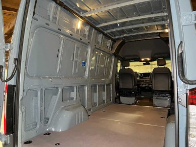 2026 Mercedes-Benz Sprinter 2500 Standard Roof I4 Diesel 144 RWD