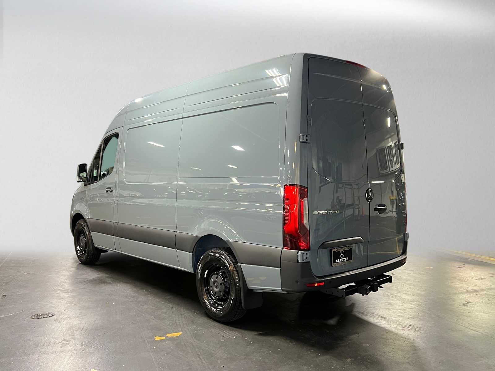 2026 Mercedes-Benz Sprinter 2500 Standard Roof I4 Diesel 144 RWD