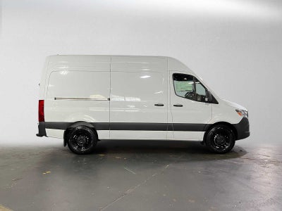 2026 Mercedes-Benz Sprinter Cargo 2500 Standard Roof I4 Diesel 144 RWD