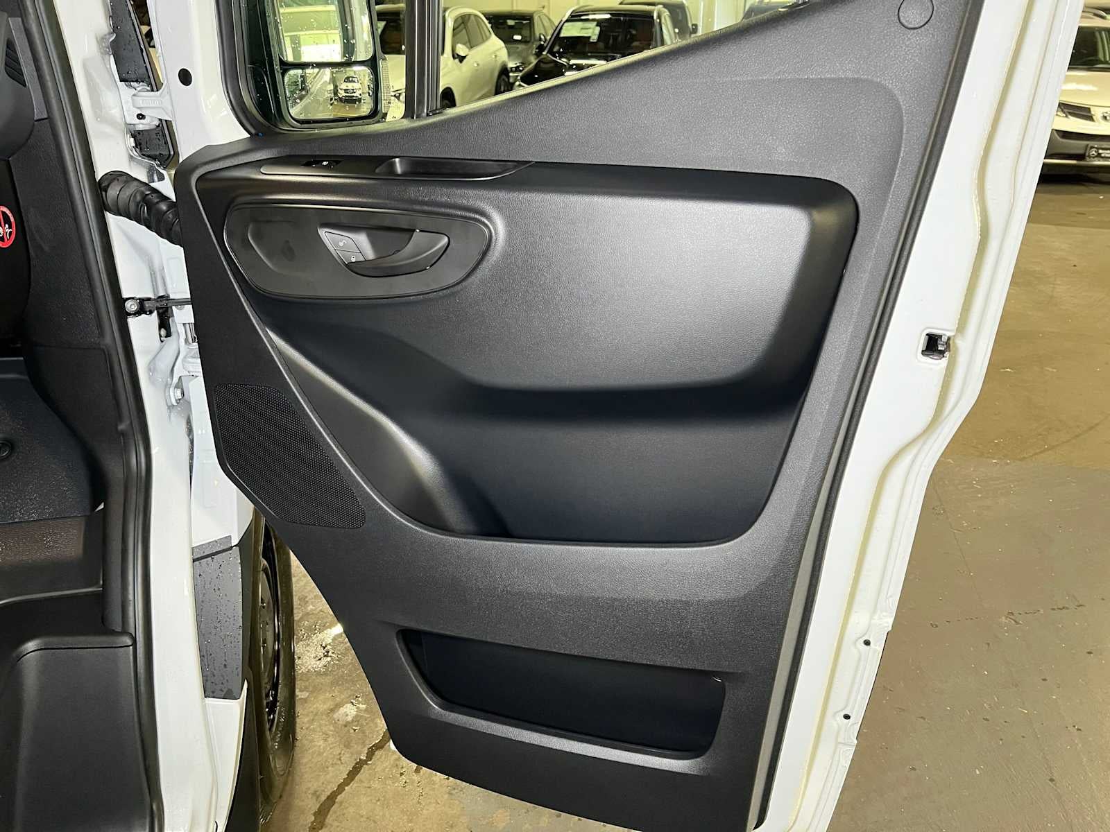 2026 Mercedes-Benz Sprinter Cargo 2500 Standard Roof I4 Diesel 144 RWD