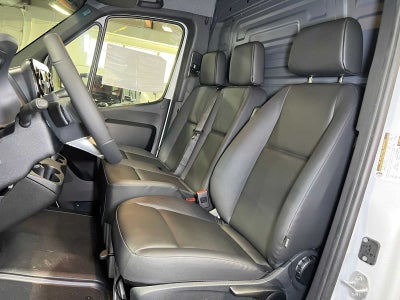 2026 Mercedes-Benz Sprinter Cargo 2500 Standard Roof I4 Diesel 144 RWD