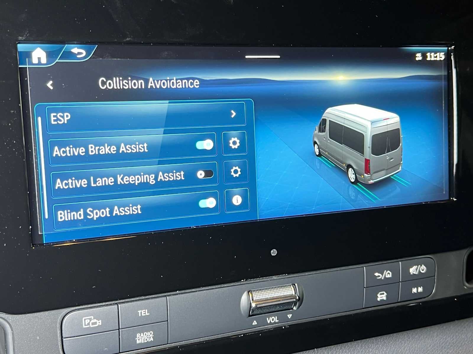 2026 Mercedes-Benz Sprinter Cargo 2500 Standard Roof I4 Diesel 144 RWD