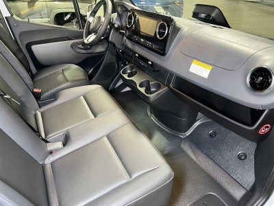2026 Mercedes-Benz Sprinter Cargo 2500 Standard Roof I4 Diesel 144 RWD