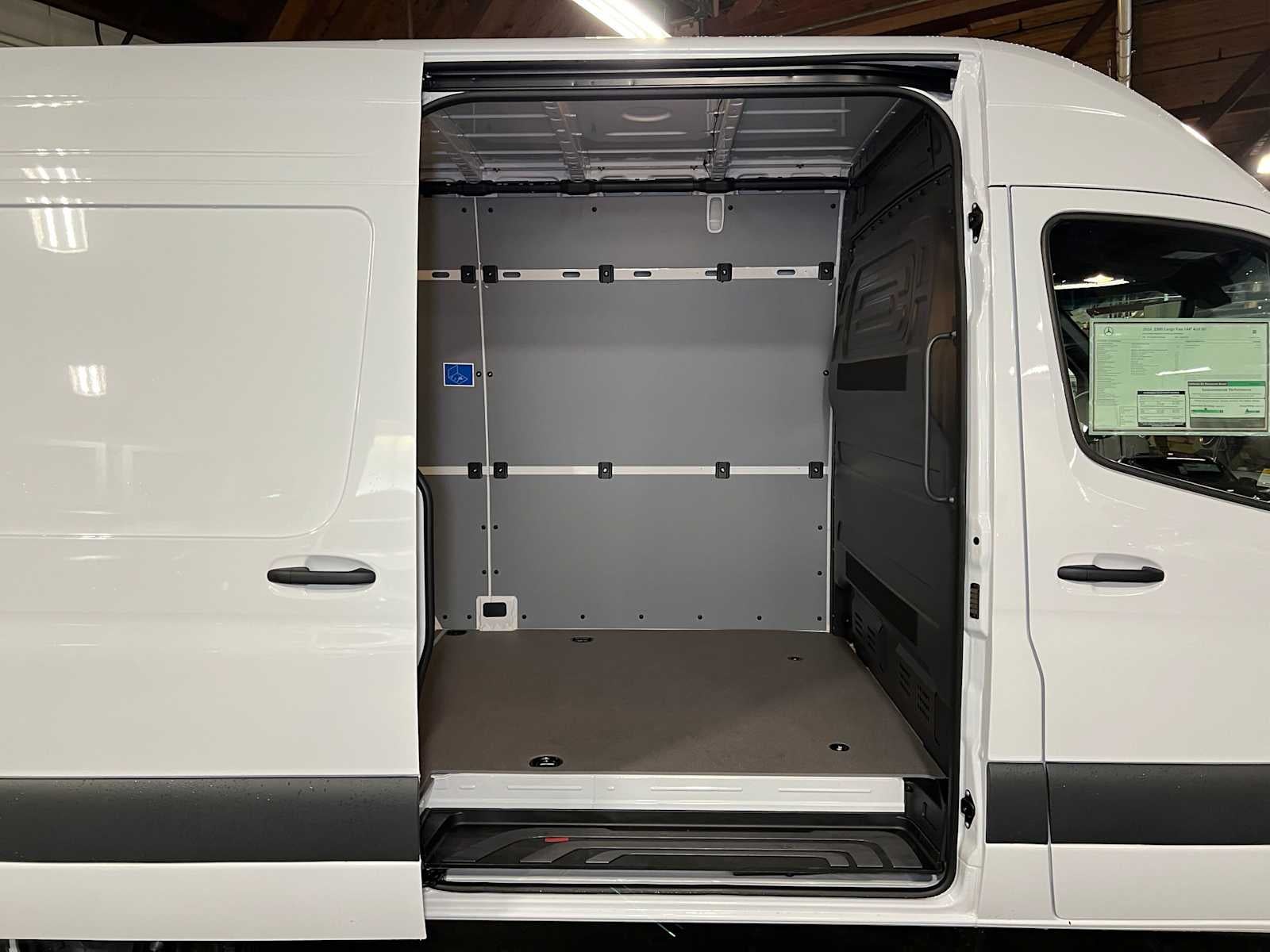 2026 Mercedes-Benz Sprinter Cargo 2500 Standard Roof I4 Diesel 144 RWD