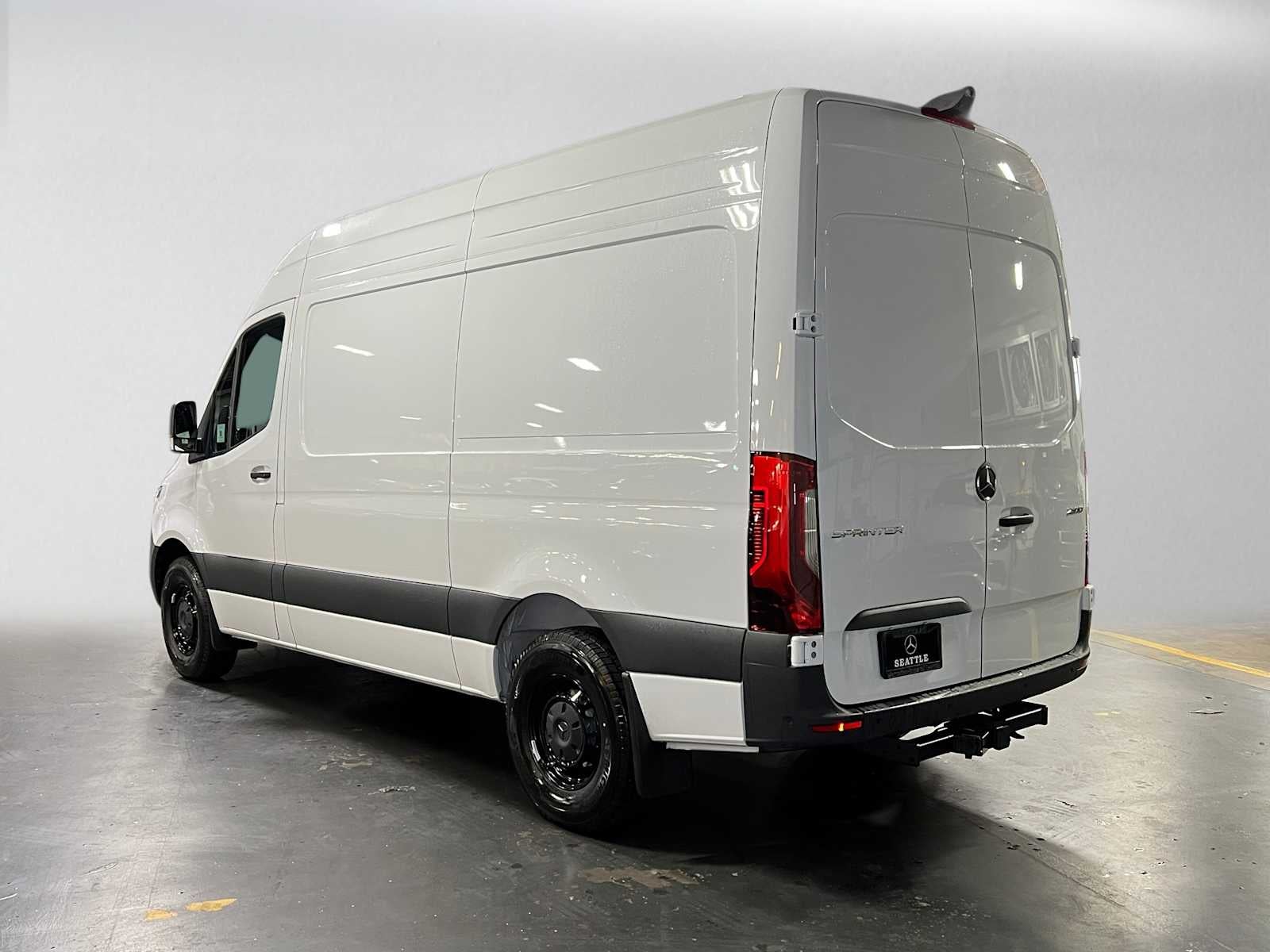 2026 Mercedes-Benz Sprinter Cargo 2500 Standard Roof I4 Diesel 144 RWD