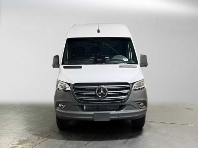 2026 Mercedes-Benz Sprinter Cargo 2500 Standard Roof I4 Diesel 144 RWD