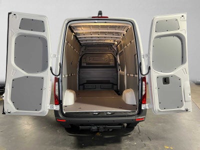 2026 Mercedes-Benz Sprinter Cargo 2500 Standard Roof I4 Diesel 144 RWD