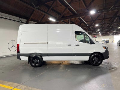 2026 Mercedes-Benz Sprinter Cargo 2500 Standard Roof I4 Diesel 144 RWD
