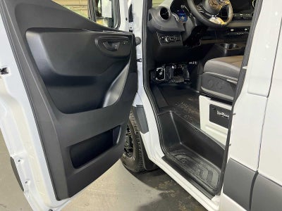 2026 Mercedes-Benz Sprinter Cargo 2500 Standard Roof I4 Diesel 144 RWD