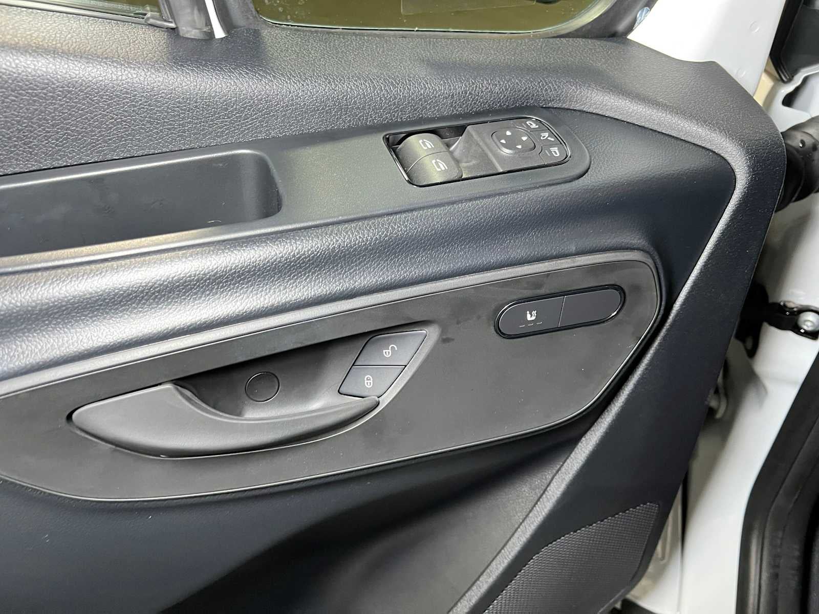 2026 Mercedes-Benz Sprinter Cargo 2500 Standard Roof I4 Diesel 144 RWD