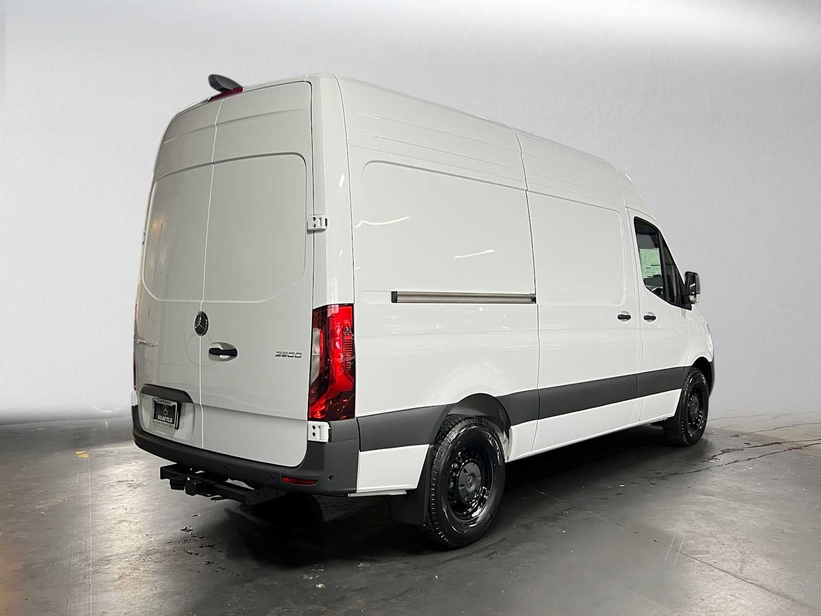 2026 Mercedes-Benz Sprinter Cargo 2500 Standard Roof I4 Diesel 144 RWD