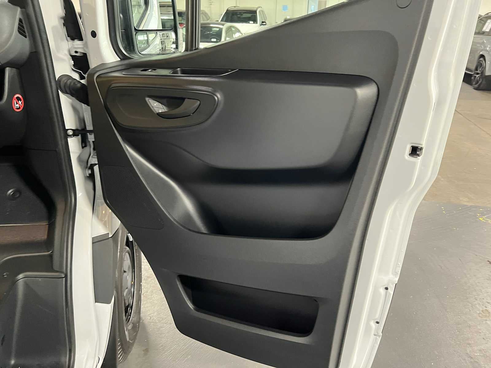 2026 Mercedes-Benz Sprinter Cargo 2500 Standard Roof I4 Diesel 144 RWD