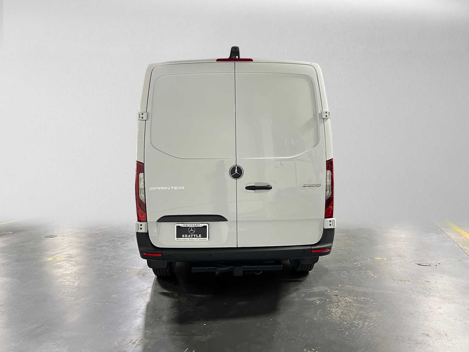 2026 Mercedes-Benz Sprinter Cargo 2500 Standard Roof I4 Diesel 144 RWD