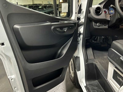 2025 Mercedes-Benz Sprinter Cargo Van 2500 Standard Roof I4 Diesel 144 RWD