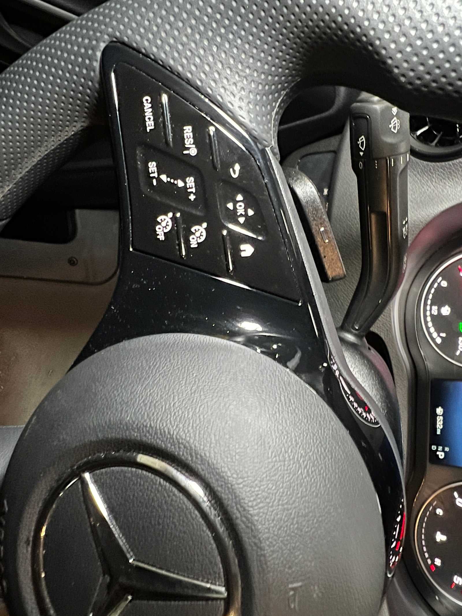 2025 Mercedes-Benz Sprinter Cargo Van 2500 Standard Roof I4 Diesel 144 RWD