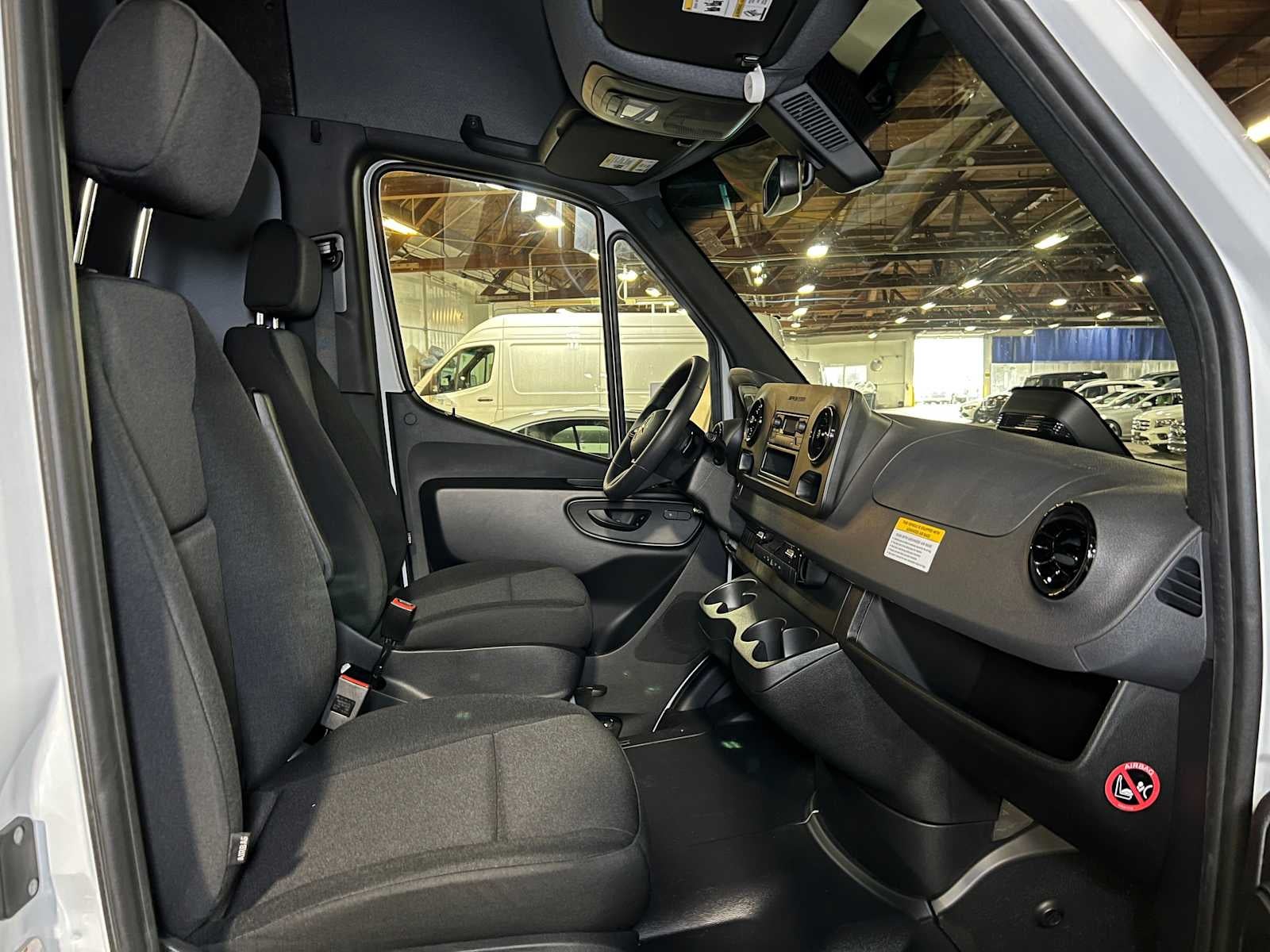 2025 Mercedes-Benz Sprinter Cargo Van 2500 Standard Roof I4 Diesel 144" RWD