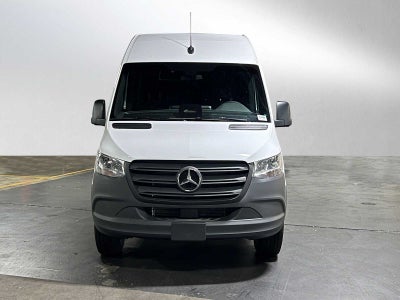 2025 Mercedes-Benz Sprinter Cargo Van 2500 Standard Roof I4 Diesel 144" RWD