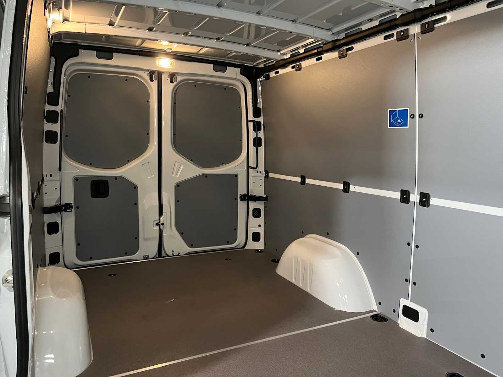 2026 Mercedes-Benz Sprinter 2500 Standard Roof I4 Diesel 144 RWD