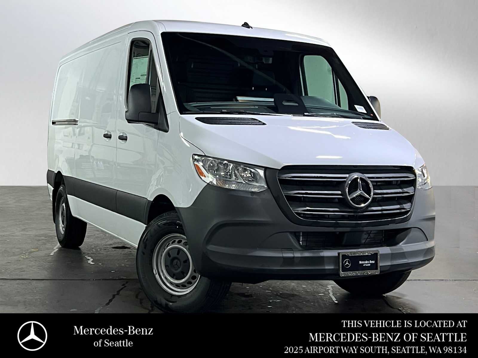 2026 Mercedes-Benz Sprinter 2500 Standard Roof I4 Diesel 144 RWD