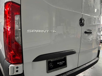 2026 Mercedes-Benz Sprinter 2500 Standard Roof I4 Diesel 144 RWD