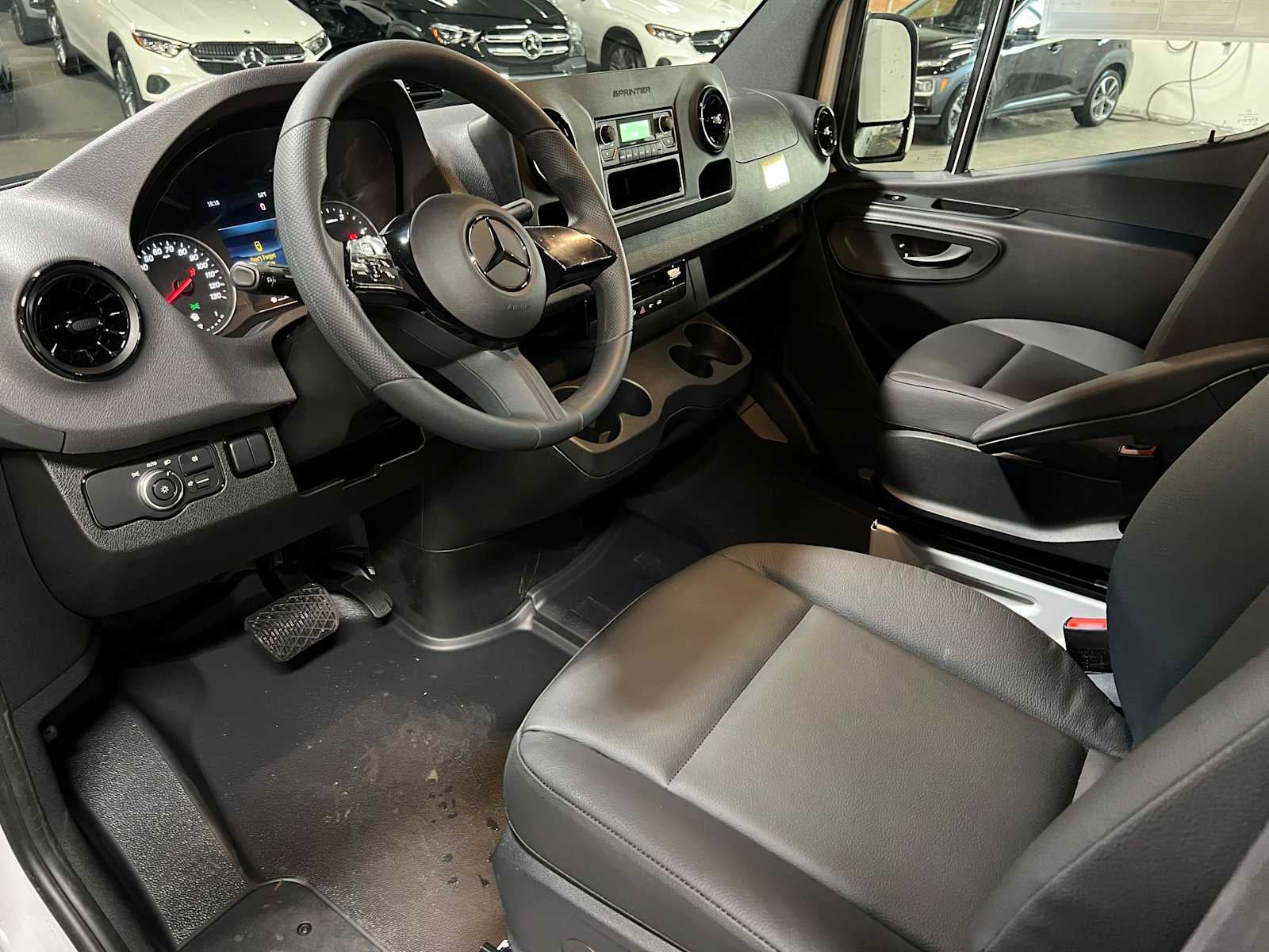 2026 Mercedes-Benz Sprinter 2500 Standard Roof I4 Diesel 144 RWD