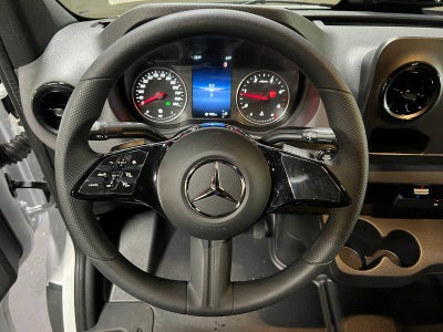 2026 Mercedes-Benz Sprinter 2500 Standard Roof I4 Diesel 144 RWD