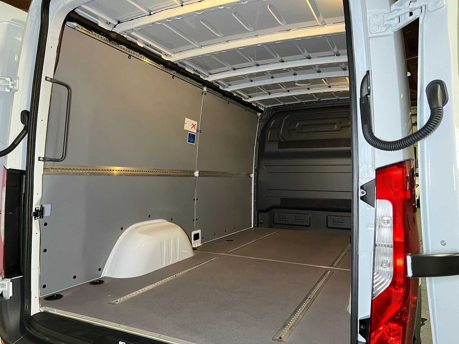 2026 Mercedes-Benz Sprinter Cargo 2500 Standard Roof I4 Diesel 144 RWD