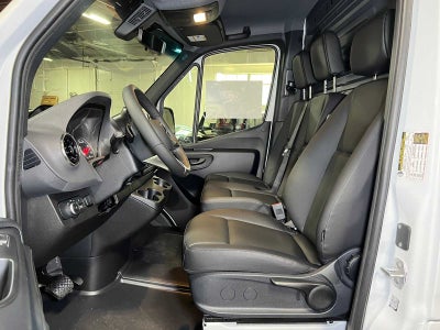 2026 Mercedes-Benz Sprinter Cargo 2500 Standard Roof I4 Diesel 144 RWD