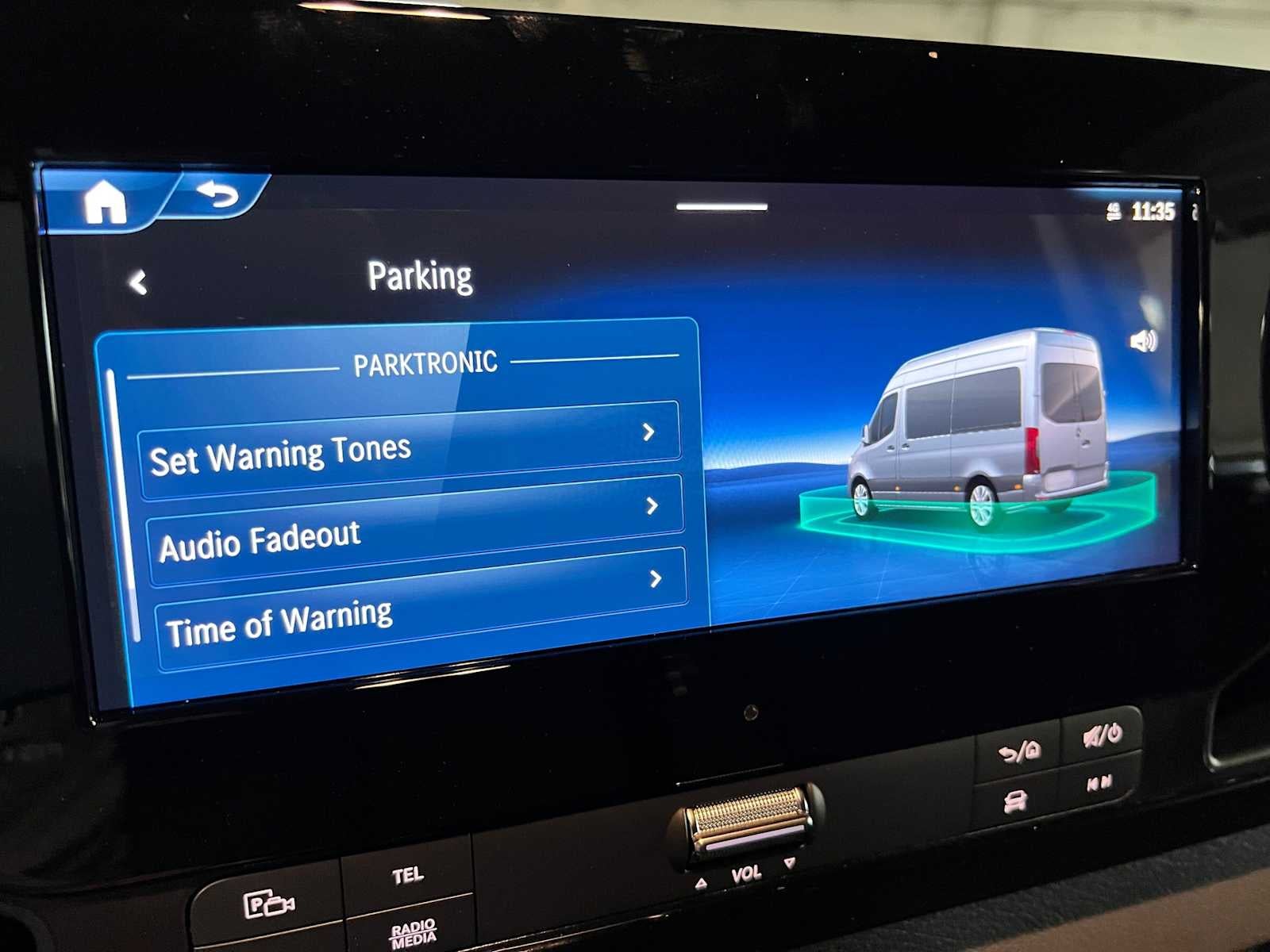 2026 Mercedes-Benz Sprinter Cargo 2500 Standard Roof I4 Diesel 144 RWD